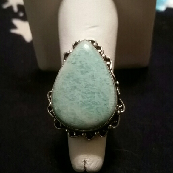 Aquamarine Ring - Picture 3 of 8